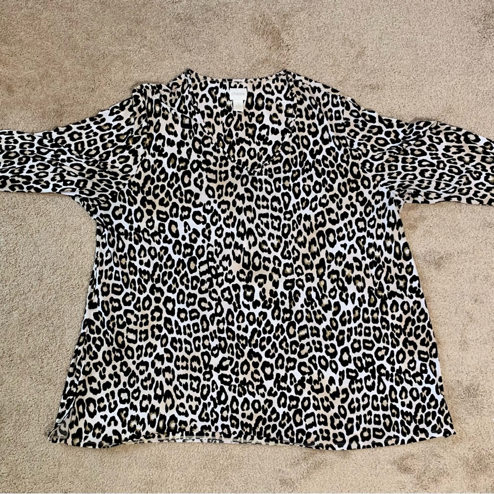 Leopard Print Chico’s Blouse Size 4 (XXL) - EUC